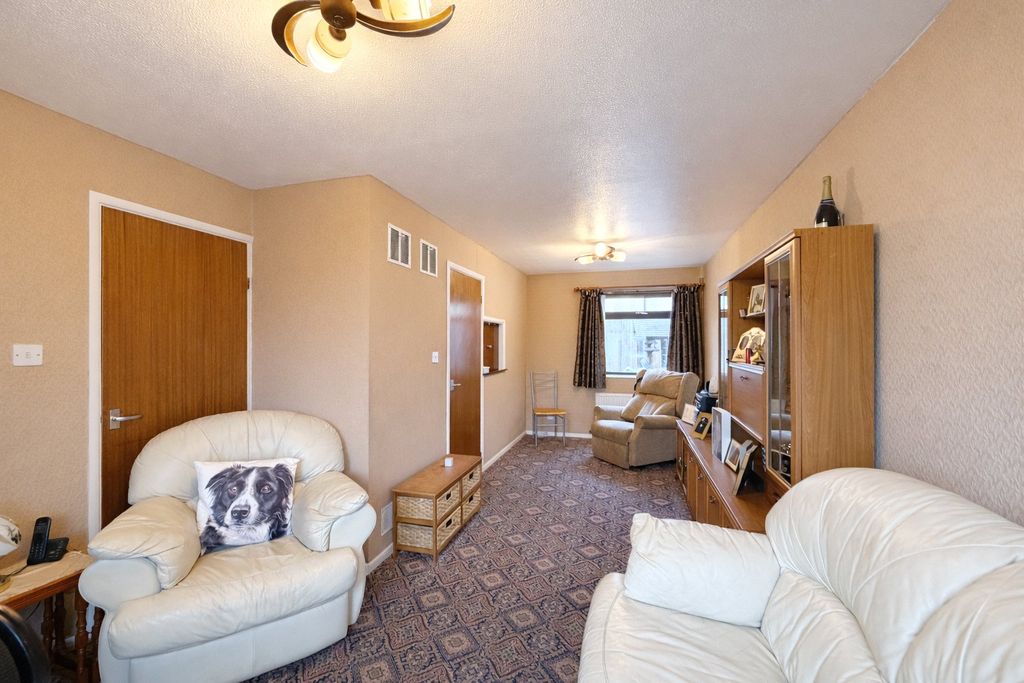 Property photo 1 of 13 1 - Picture No. 01
