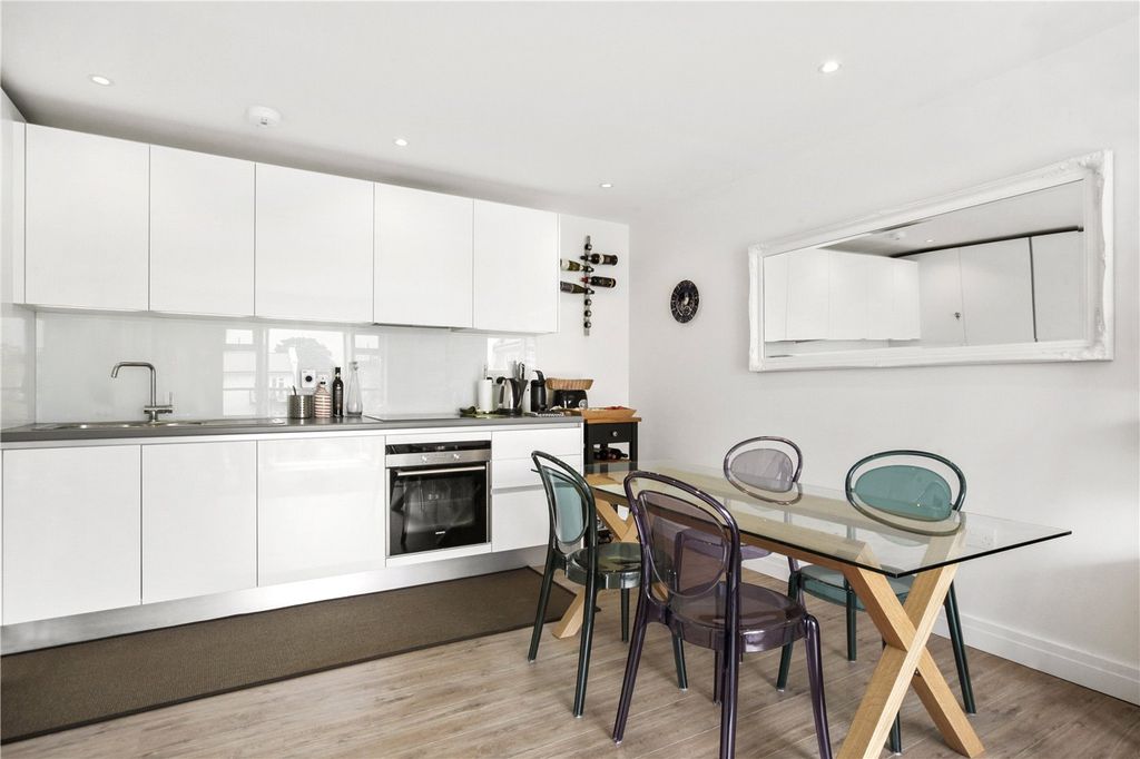 Property photo 2 of 10 Picture No. 02