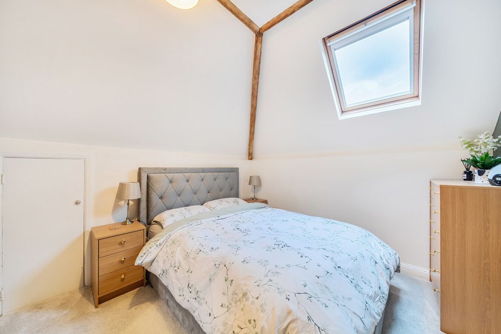 Property photo 3 of 15 1396212-2-69612A6...