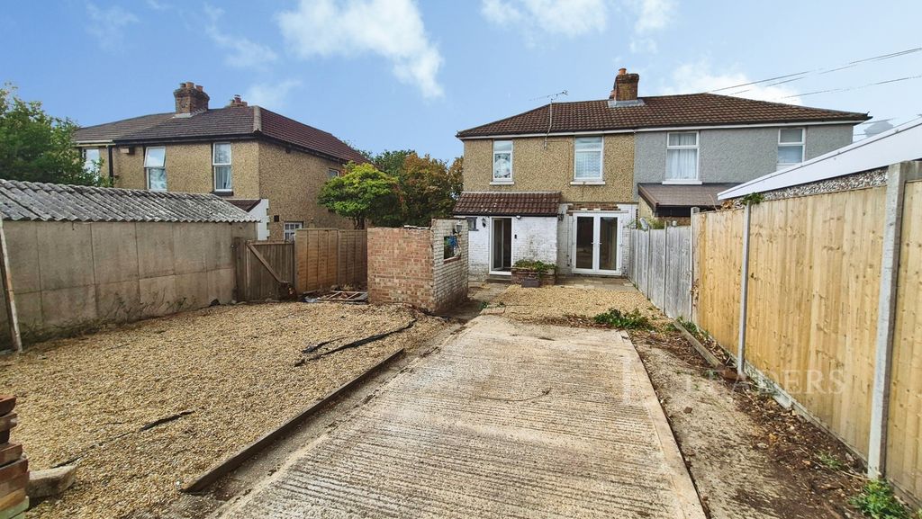 Property photo 3 of 12 Pbox-Img.Jpg