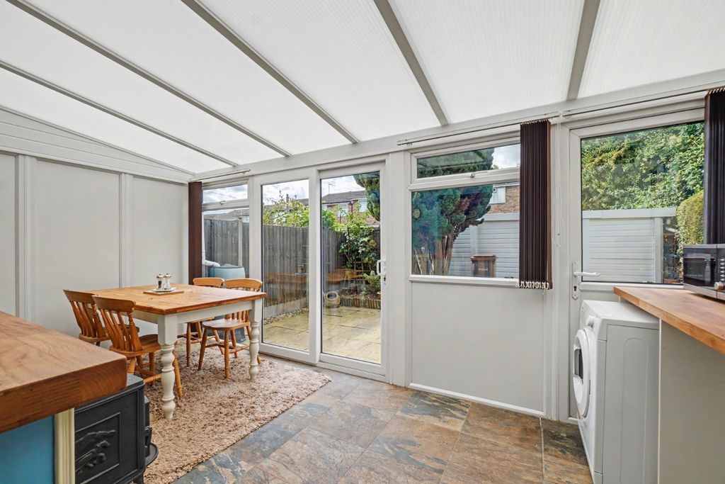 Property photo 3 of 19 5387957
