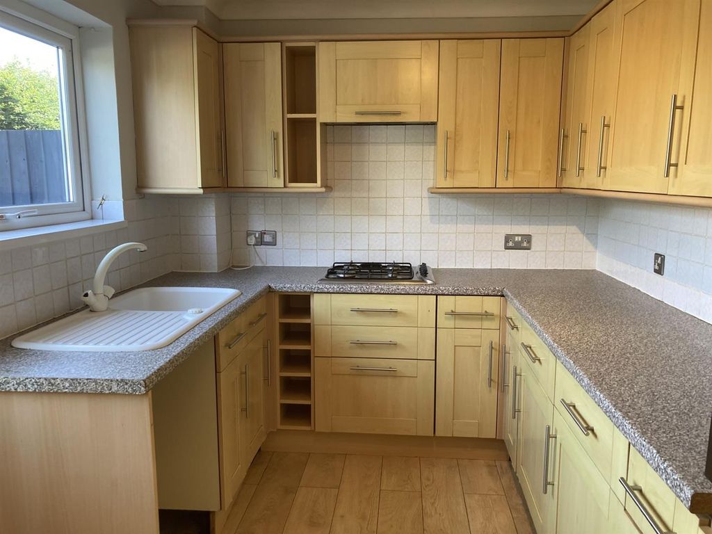 Property photo 2 of 10 Kitchen 1.Jpg