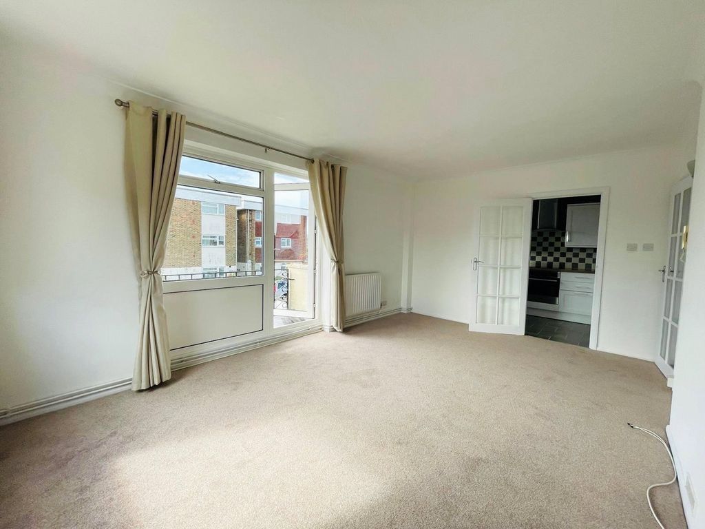Property photo 2 of 7 Picture No. 07