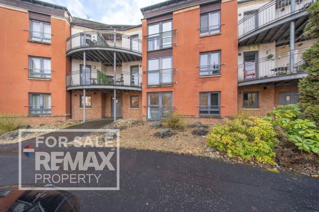 Property photo 1 of 17 Front