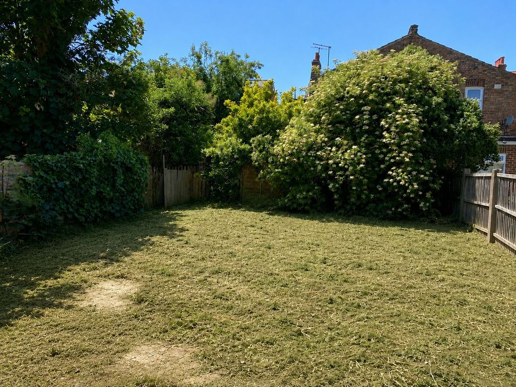 Property photo 2 of 4