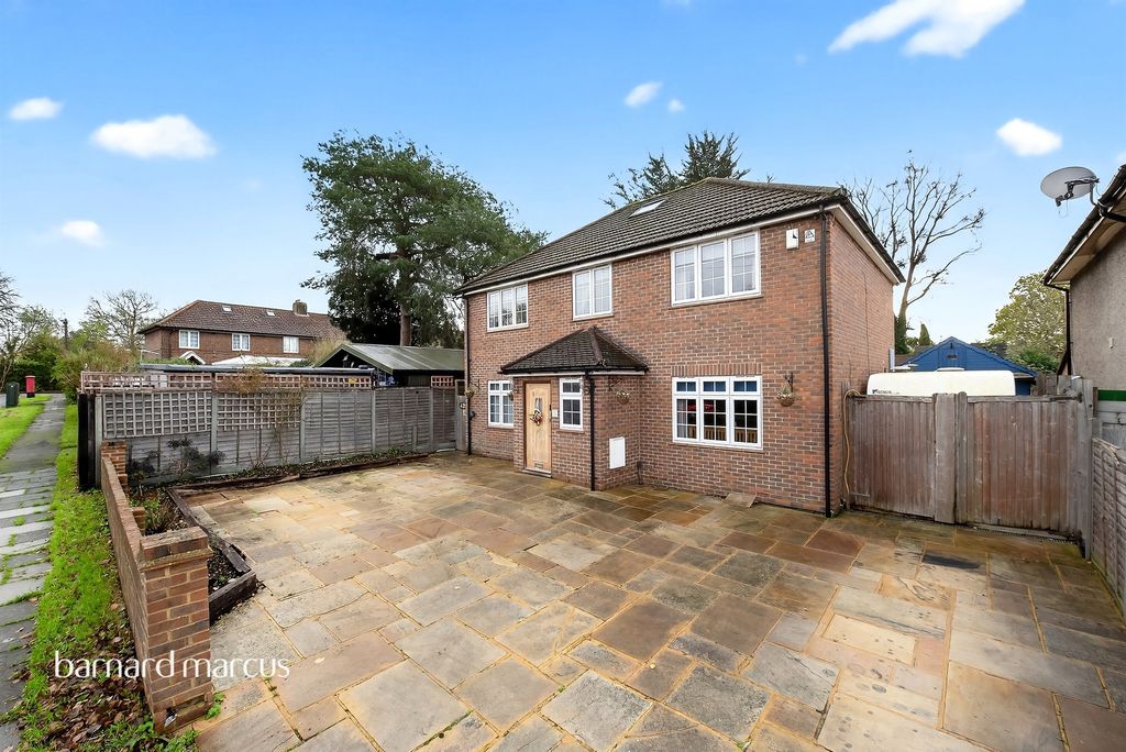 Property photo 1 of 15