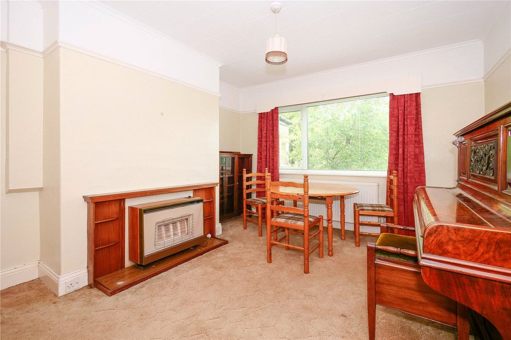 Property photo 3 of 16 Picture No. 14