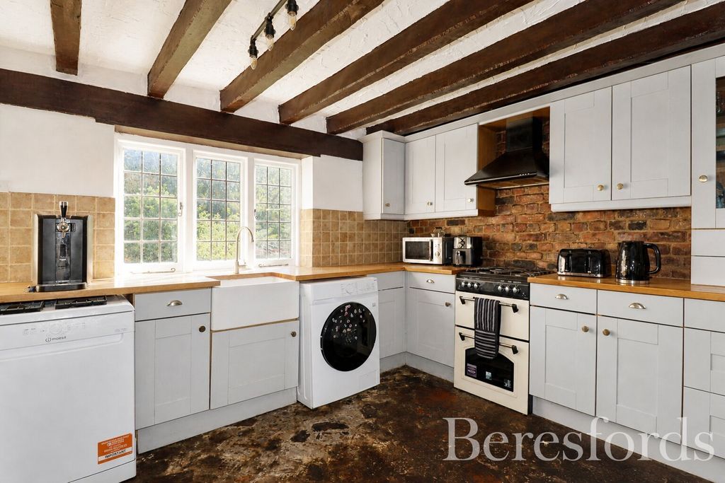 Property photo 2 of 11 Picture No. 07