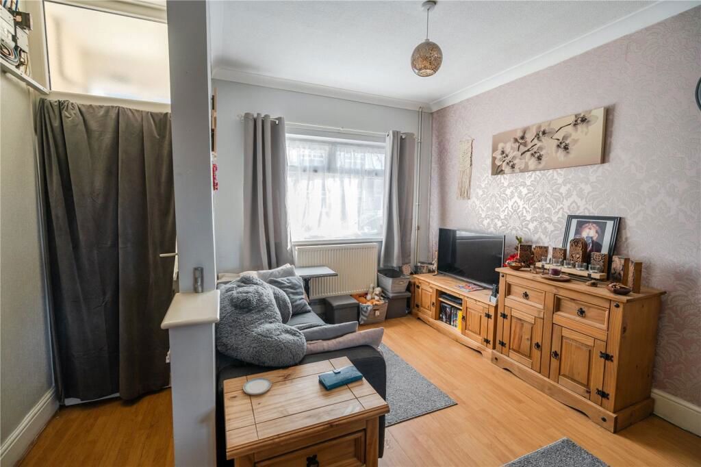 Property photo 2 of 15