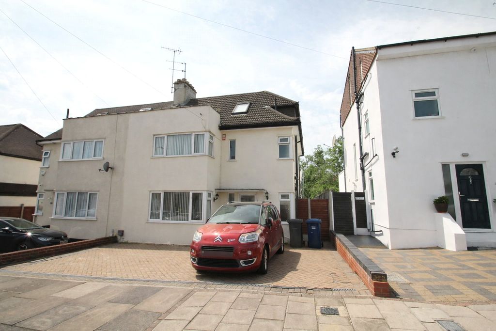Property photo 1 of 16 Picture No. 04
