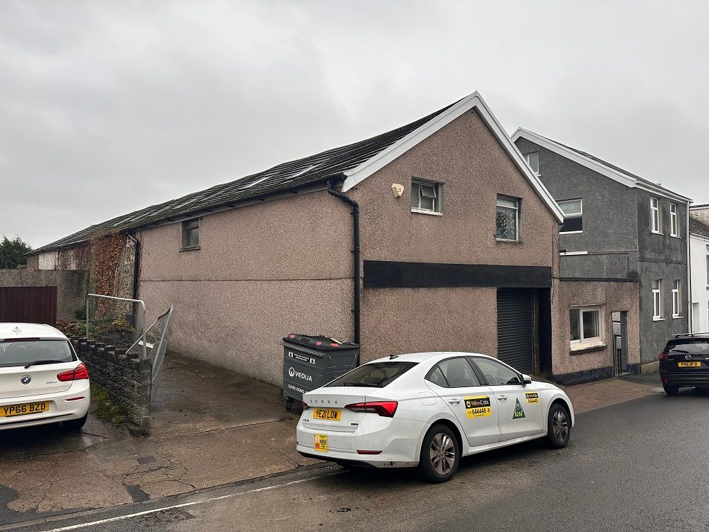 Property photo 1 of 7