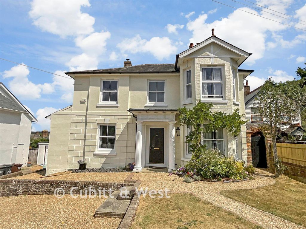 Property photo 1 of 21 Front