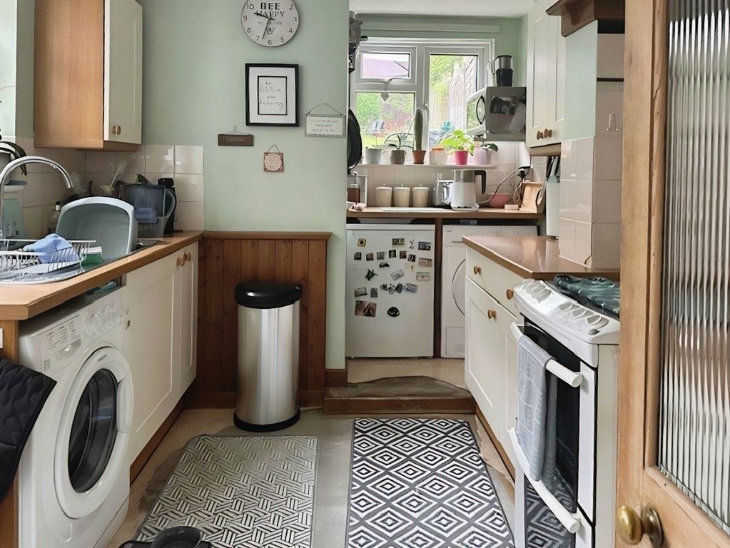 Property photo 3 of 11