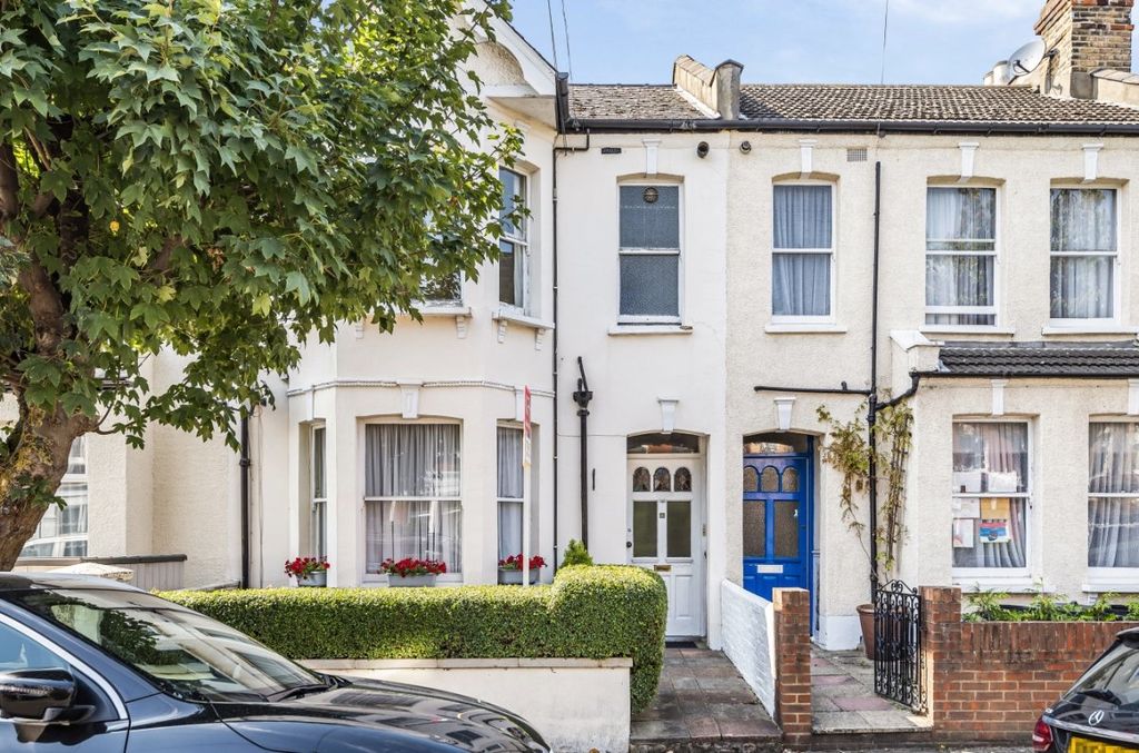 Property photo 1 of 6 648152 (1)