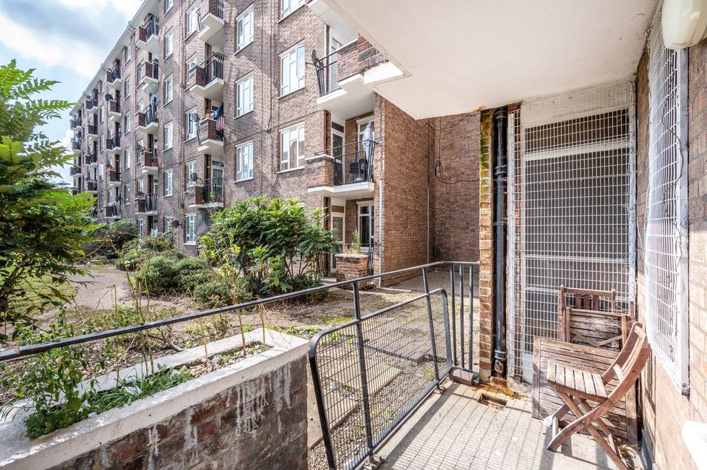 Property photo 3 of 10