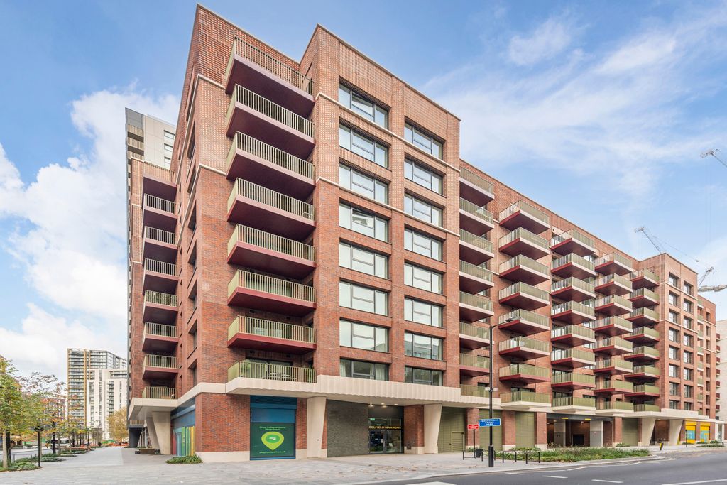 Property photo 2 of 13