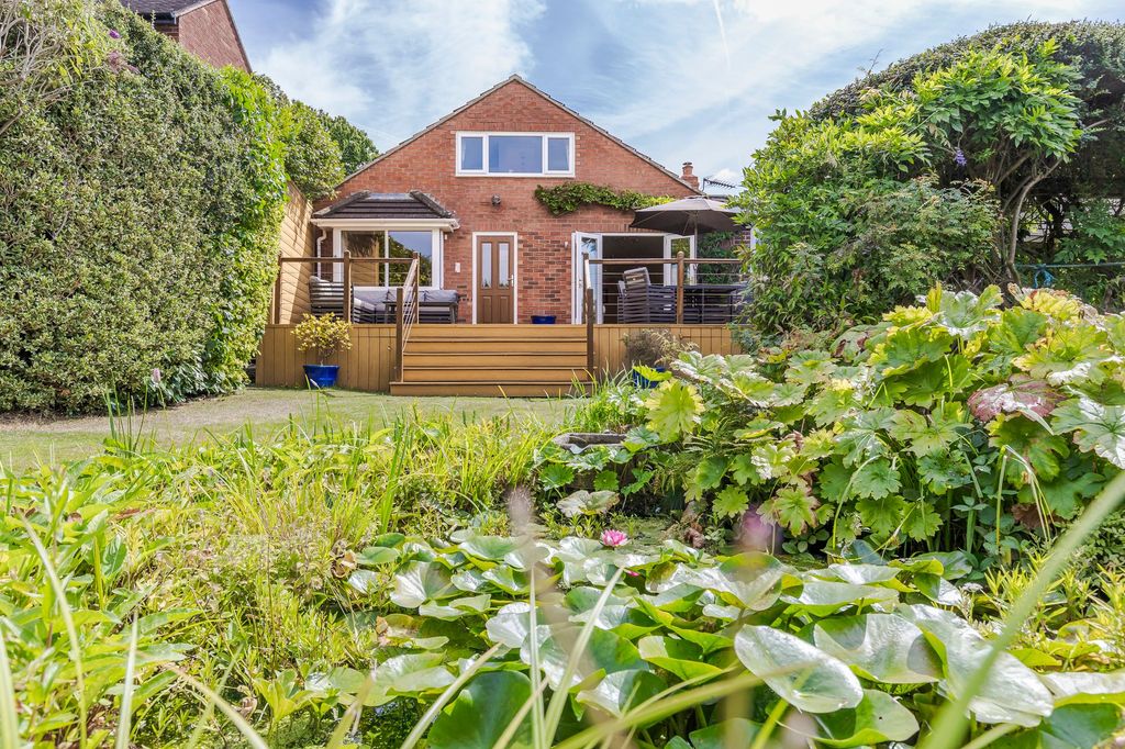 Property photo 2 of 41