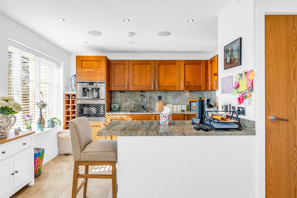 Additional image 8 of 3 bed terraced house for saleHarrison Lane, Balls Park, Hertford SG13