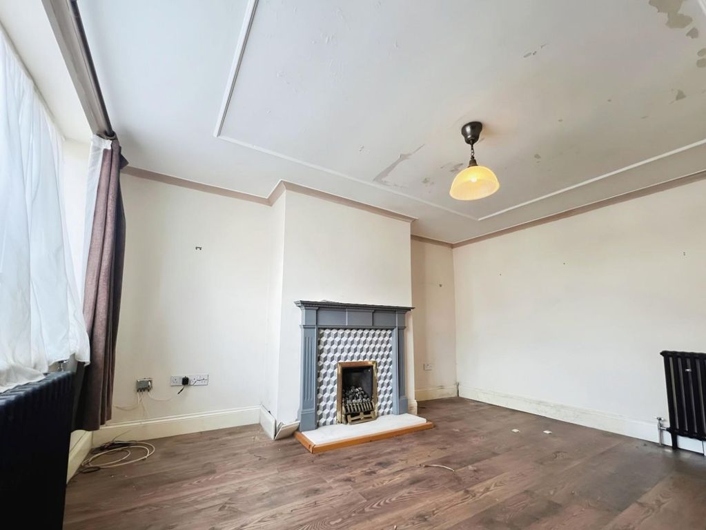 Property photo 2 of 30 5F75152c-Ab095932-60F7-45c7-8c23-E921390Bb524.Jpg