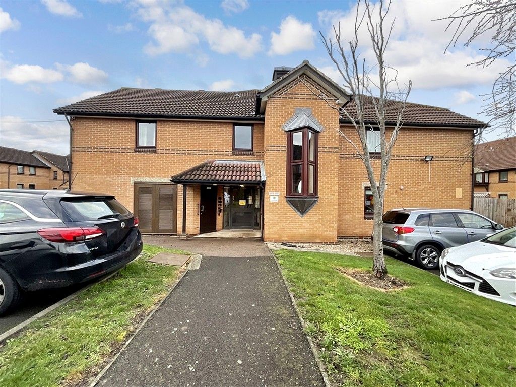 Property photo 3 of 6 Front A