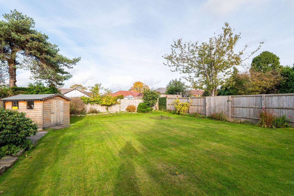 Property photo 3 of 22