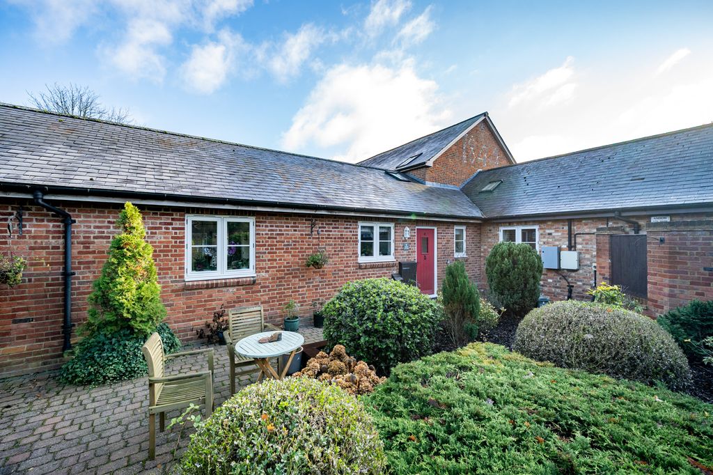 Property photo 1 of 17 4-The-Walled-Gardens-1030