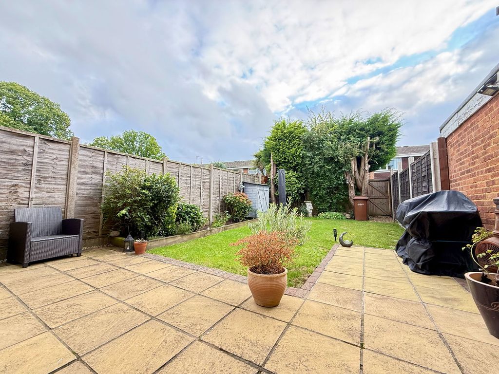 Property photo 2 of 10
