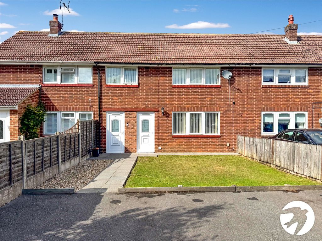 Property photo 1 of 18 External