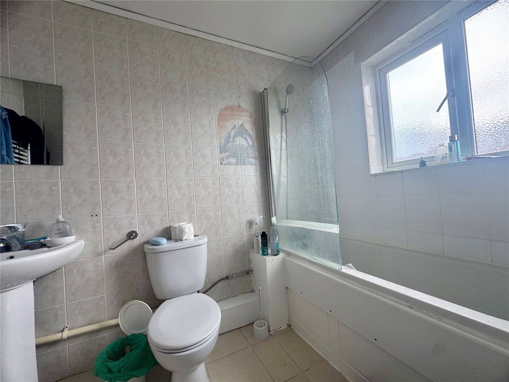 Property photo 3 of 4 Picture No. 01