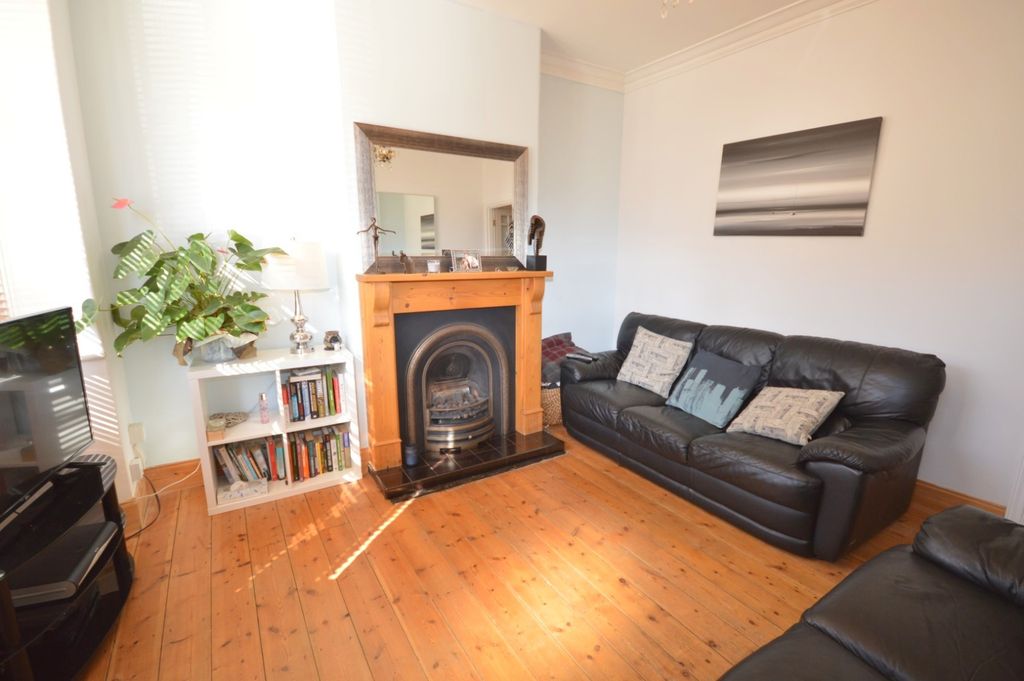 Property photo 3 of 18 Gallery