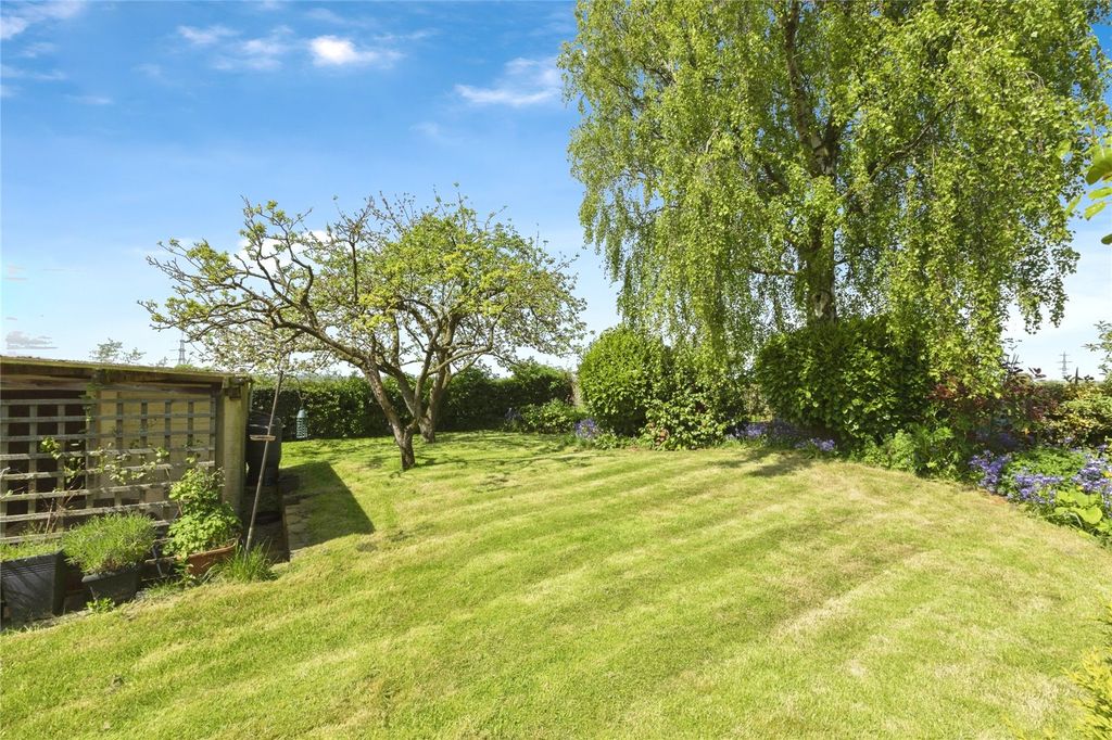 Property photo 2 of 20 Picture No. 19