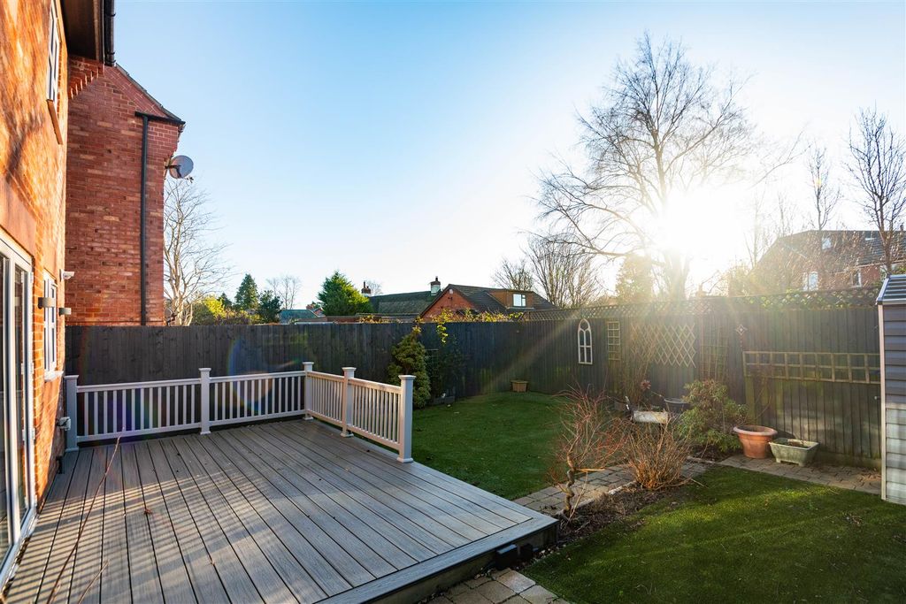 Property photo 2 of 21 Rear External