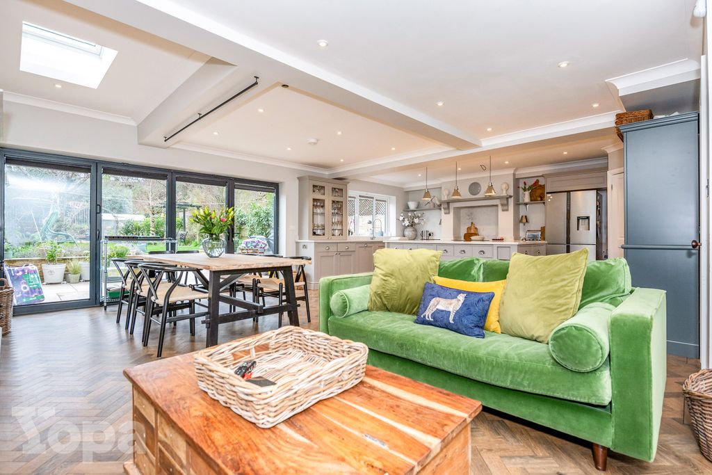 Property photo 2 of 29 Photo #2