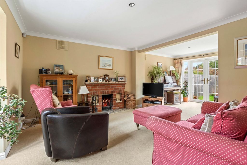 Property photo 3 of 13 Picture No. 02