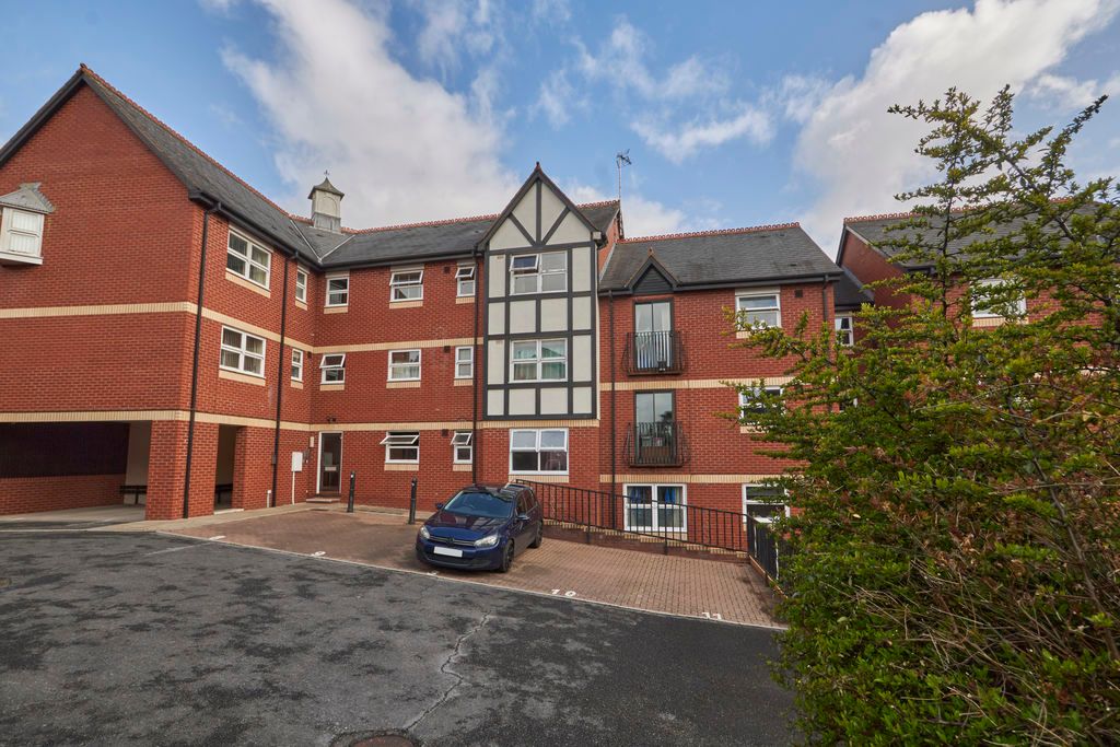 Property photo 1 of 9 Front