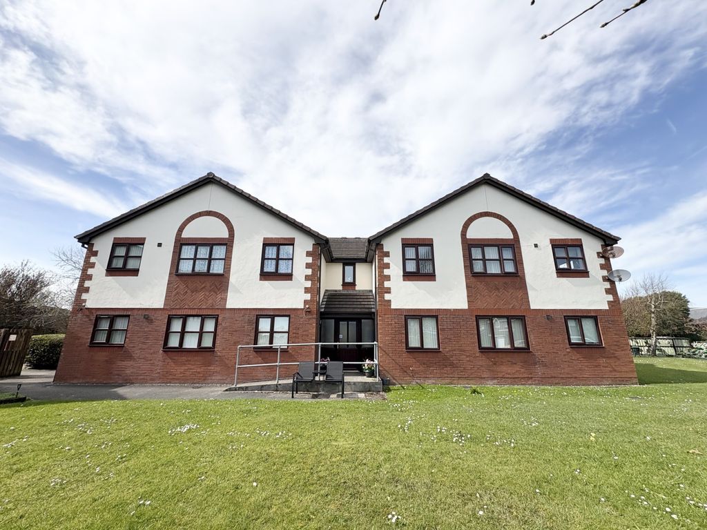 Property photo 1 of 16