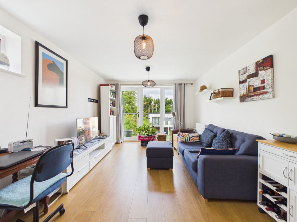 Property photo 2 of 6 5253063