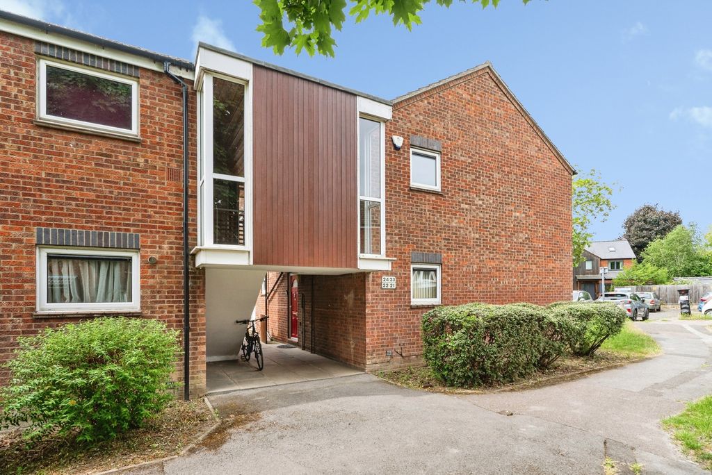 Property photo 2 of 12 Pbox-Img.Jpg