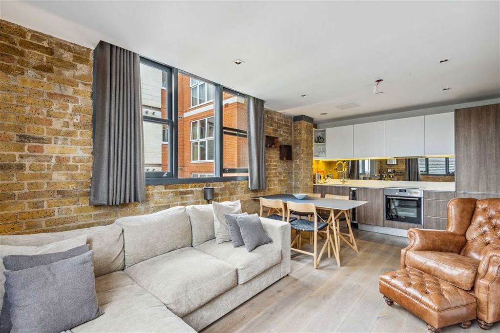 Property photo 3 of 4