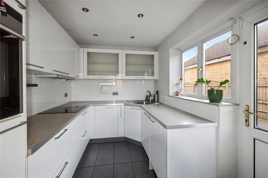 Property photo 3 of 13 Picture No. 28