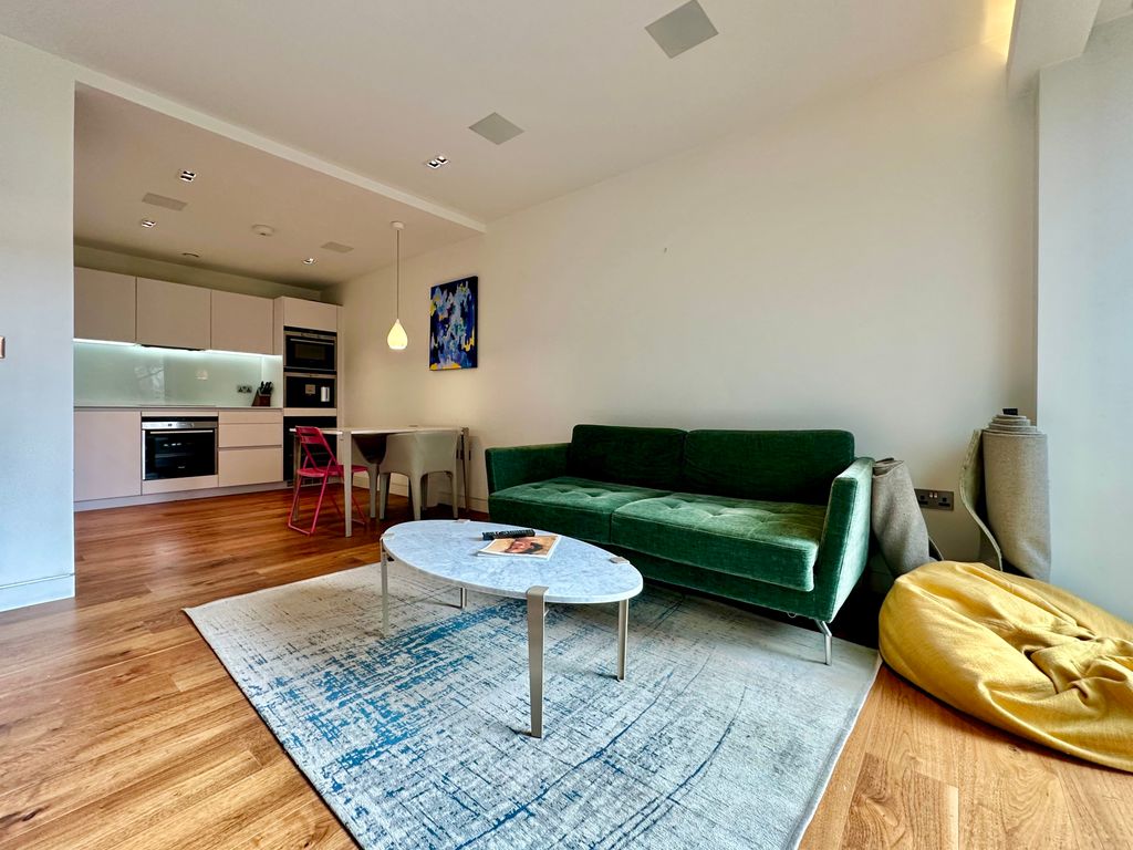 Property photo 3 of 20