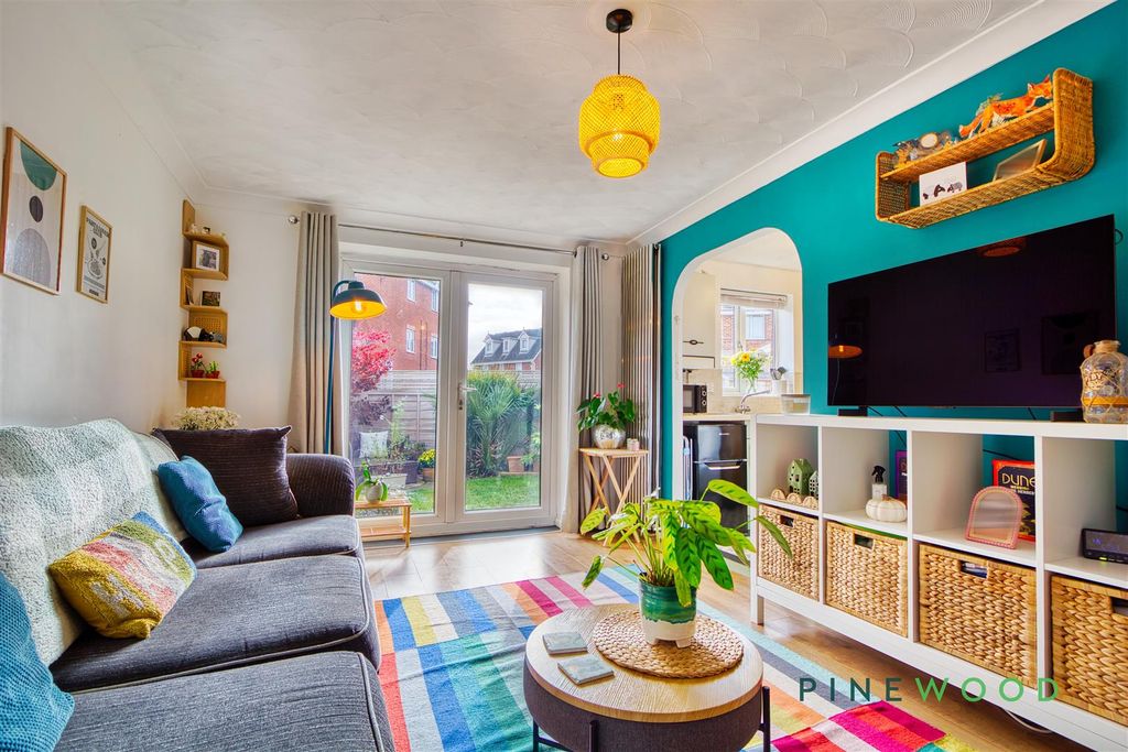 Property photo 2 of 17 Reception Room