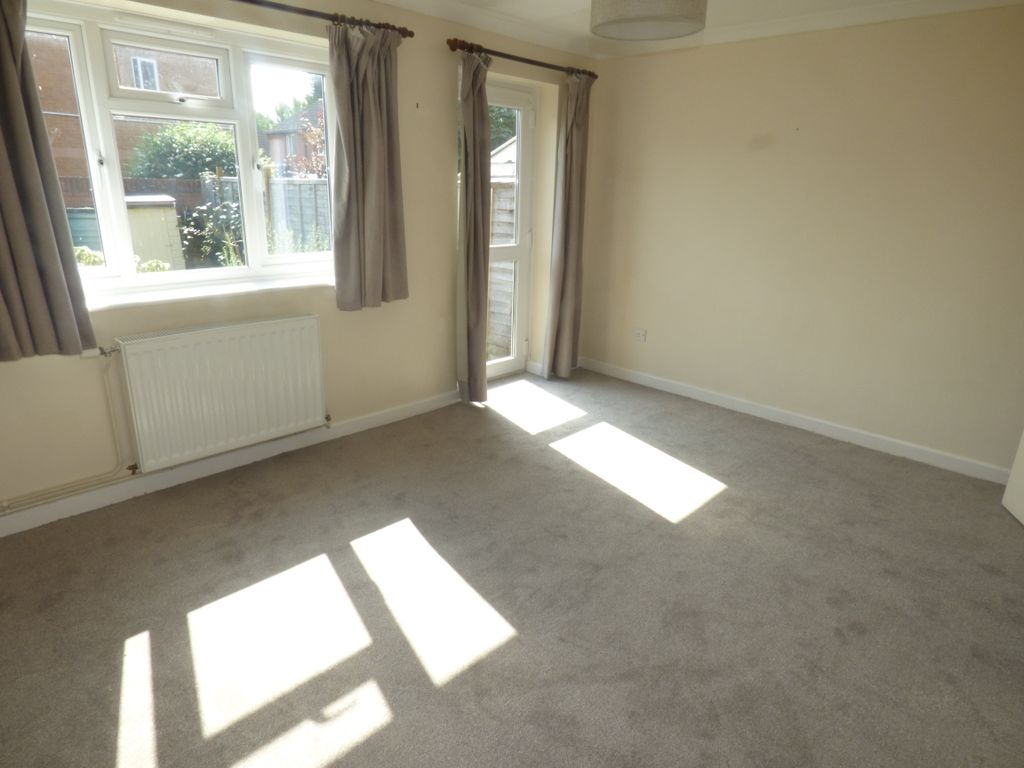 Property photo 2 of 7