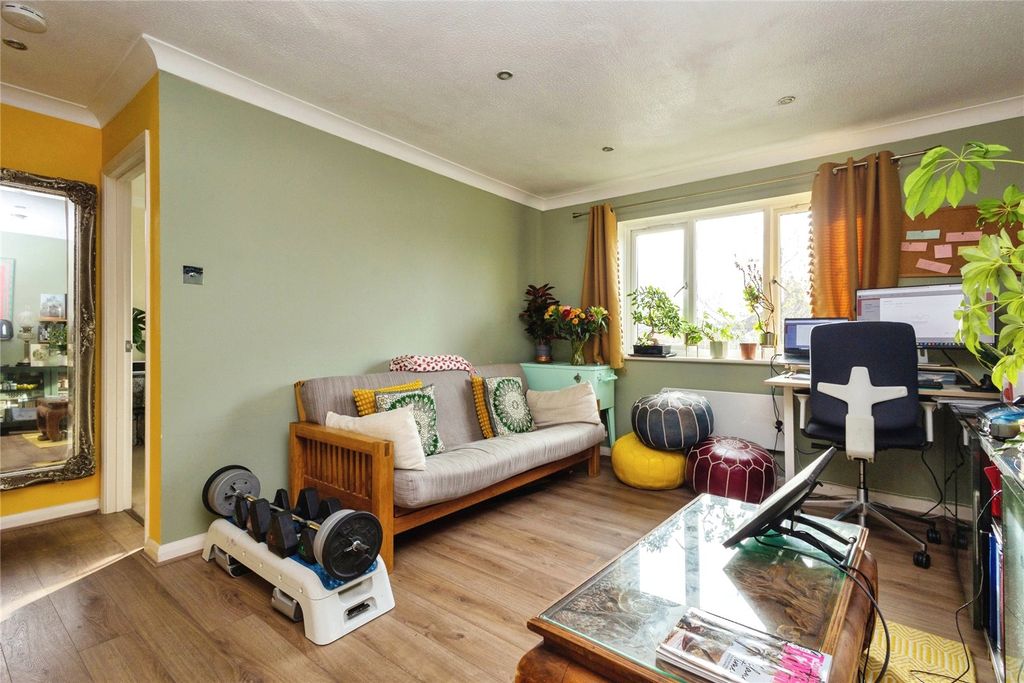 Property photo 3 of 15 Picture No. 25