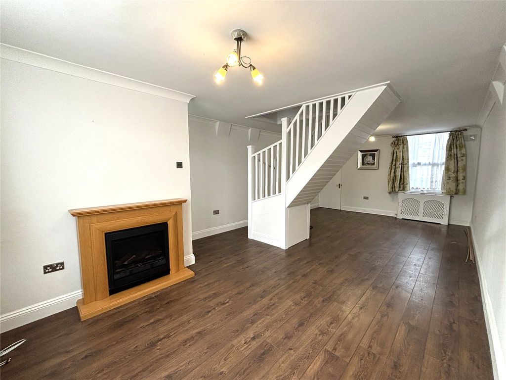 Property photo 1 of 19 Picture No. 27