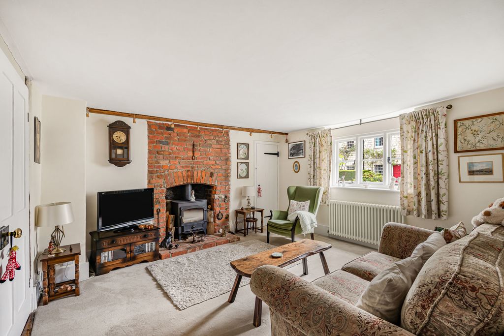 Property photo 3 of 17 10_78904.Jpg