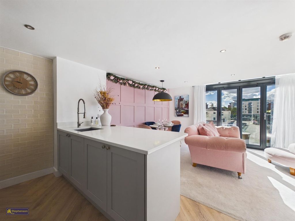 Property photo 1 of 15 Open Plan Living/Kitchen