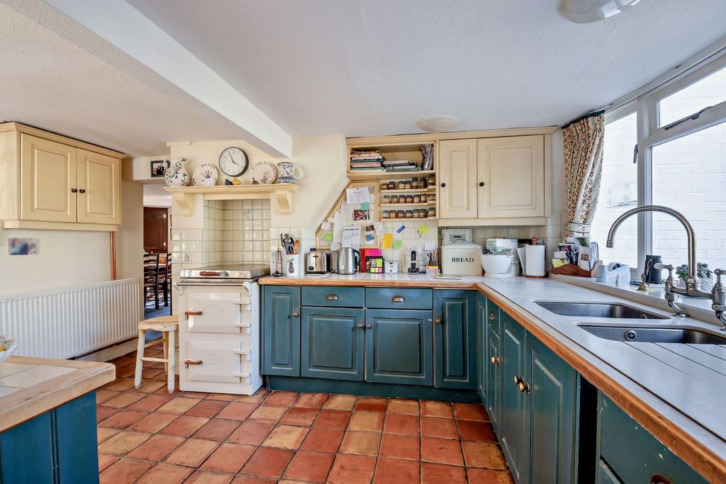 Property photo 3 of 18 Picture 3