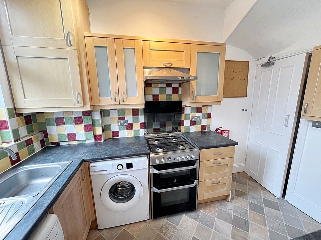 Property photo 3 of 13