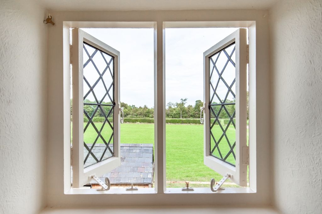 Property photo 2 of 9 106614